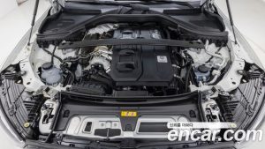 Mercedes-Benz GLC-Class AMG GLC43 4MATIC 2025 года из Южной Кореи