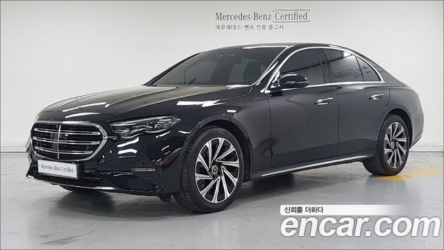 Mercedes-Benz E-Class E300 4MATIC Exclusive 2024 года из Кореи