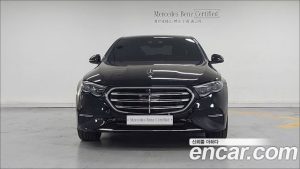 Mercedes-Benz E-Class E300 4MATIC Exclusive 2024 года из Южной Кореи