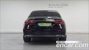Mercedes-Benz E-Class E300 4MATIC Exclusive 2024 года из Южной Кореи