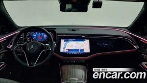 Mercedes-Benz E-Class E300 4MATIC Exclusive 2024 года из Южной Кореи