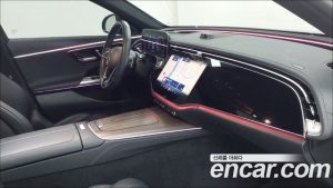 Mercedes-Benz E-Class E300 4MATIC Exclusive 2024 года из Южной Кореи