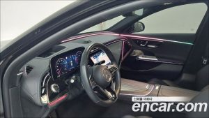Mercedes-Benz E-Class E300 4MATIC Exclusive 2024 года из Южной Кореи