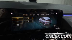 Mercedes-Benz EQA EQA250 2023 года из Южной Кореи