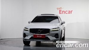 Volvo XC60 B5 ULTIMATE Bright 2024 года из Южной Кореи
