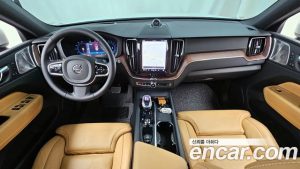 Volvo XC60 B5 ULTIMATE Bright 2024 года из Южной Кореи