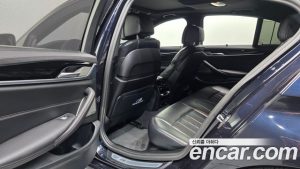BMW 5-Series 530i xDrive M Sport 2023 года из Южной Кореи