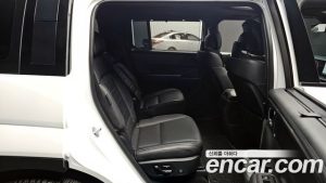 Hyundai Santafe Бензин 2.5T 2WD 2024 года из Южной Кореи