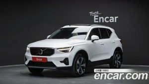 Volvo XC40 B4 ULTIMATE Bright 2024 года из Южной Кореи