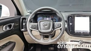 Volvo XC40 B4 ULTIMATE Bright 2024 года из Южной Кореи