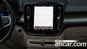 Volvo XC40 B4 ULTIMATE Bright 2024 года из Южной Кореи