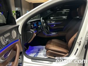 Mercedes-Benz E-Class E350 4MATIC Exclusive 2023 года из Южной Кореи