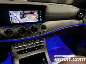 Mercedes-Benz E-Class E350 4MATIC Exclusive 2023 года из Южной Кореи