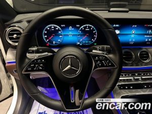 Mercedes-Benz E-Class E350 4MATIC Exclusive 2023 года из Южной Кореи