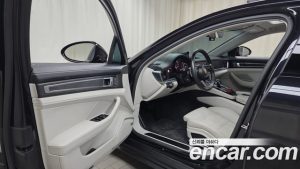 Porsche Panamera 2.9 AWD 2023 года из Южной Кореи