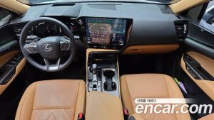 Lexus NX Luxury 2025 года из Южной Кореи