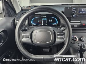 Hyundai Casper D ESSENTIAL Light 2024 года из Южной Кореи