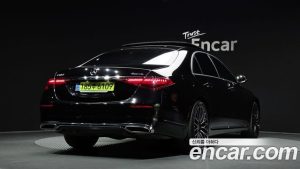 Mercedes-Benz S-Class S580L 4MATIC 2024 года из Южной Кореи