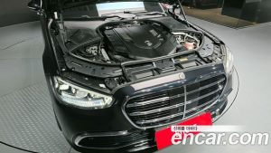 Mercedes-Benz S-Class S580L 4MATIC 2024 года из Южной Кореи