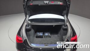 Mercedes-Benz S-Class S580L 4MATIC 2024 года из Южной Кореи
