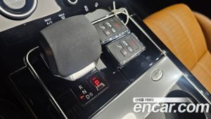 Land Rover Range Rover Velar 3.0 P400 R-Dynamic HSE 2023 года из Южной Кореи