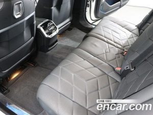 BMW 7-Series 750e xDrive M Sport 2024 года из Южной Кореи