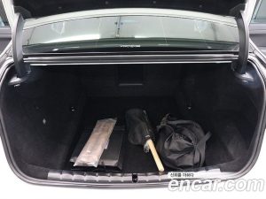 BMW 7-Series 750e xDrive M Sport 2024 года из Южной Кореи