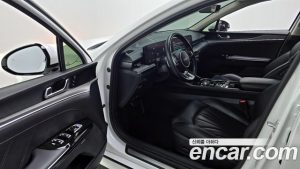 Kia K5 Signature 2024 года из Южной Кореи