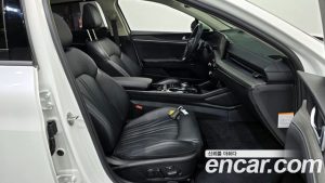 Kia K5 Signature 2024 года из Южной Кореи