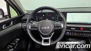 Kia K5 Signature 2024 года из Южной Кореи