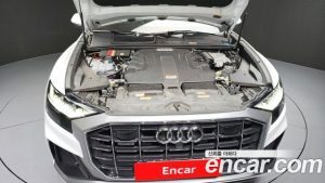 Audi Q8 45 TDI 4WD Premium 2023 года из Южной Кореи