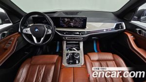 BMW X7 xDrive 40i Design Pure Excellence 6 2023 года из Южной Кореи