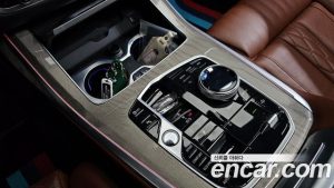 BMW X7 xDrive 40i Design Pure Excellence 6 2023 года из Южной Кореи