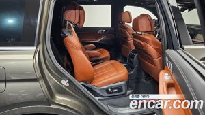 BMW X7 xDrive 40i Design Pure Excellence 6 2023 года из Южной Кореи