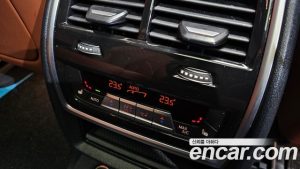 BMW X7 xDrive 40i Design Pure Excellence 6 2023 года из Южной Кореи