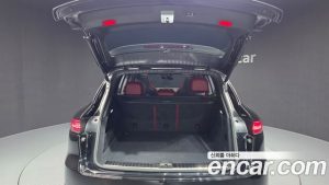 Porsche Cayenne 3.0 2023 года из Южной Кореи