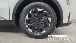 Kia Sorento Бензин 2.5T 2WD 2024 года из Южной Кореи