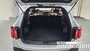 Kia Sorento Бензин 2.5T 2WD 2024 года из Южной Кореи
