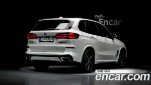 BMW X5 xDrive 40i M Sport 2025 года из Южной Кореи