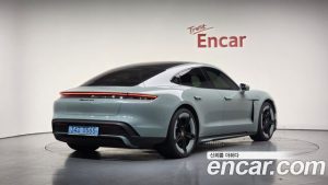 Porsche Taycan 4S 2025 года из Южной Кореи