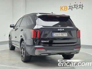 Kia Sorento Бензин 2.5T 2WD 2024 года из Южной Кореи