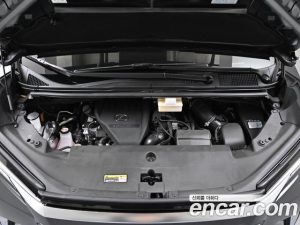 Lexus LM 500h Royal 2025 года из Южной Кореи