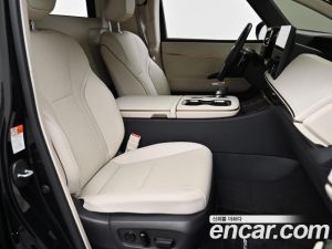Lexus LM 500h Royal 2025 года из Южной Кореи