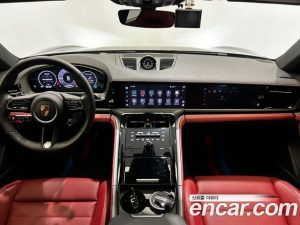 Porsche Panamera 2.9 AWD 2024 года из Южной Кореи