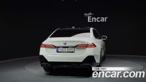 BMW 5-Series 520i M Sport 2024 года из Южной Кореи