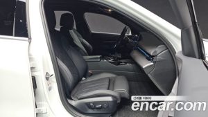 BMW 5-Series 520i M Sport 2024 года из Южной Кореи