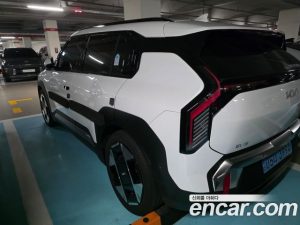 Kia EV3 Long Range 2WD 2025 года из Южной Кореи