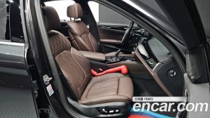 BMW 5-Series 530i M Sport 2023 года из Южной Кореи