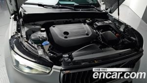 Volvo XC40 B4 Ultra Bright 2025 года из Южной Кореи