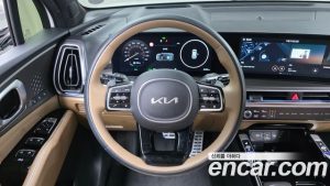 Kia Sorento HEV 1.6 2WD 2024 года из Южной Кореи